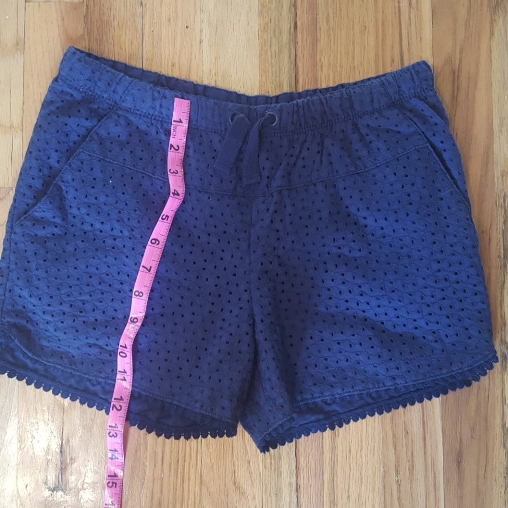 🌻3/$10!!  Girl's eyelet shorts